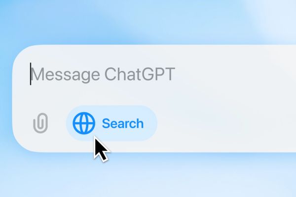 Interface de ChatGPT avec une option de recherche sur l'icône globe, bouton de recherche activé pour ChatGPT Search